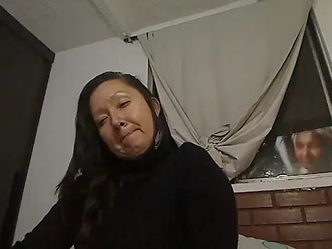 Sharomlove online show from February 3, 2026, 2:53 am