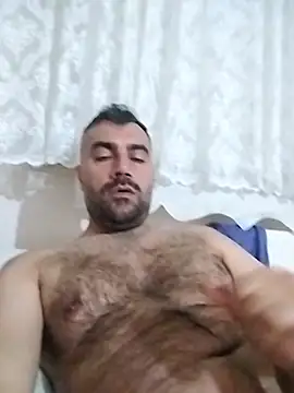 Snapshot of kevgir08 chatting on December 13, 2025, 10:27 pm kevgir08 online show from December 13, 2025, 10:27 pm