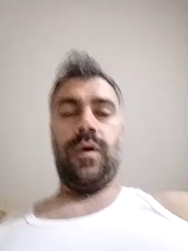 Snapshot of kevgir08 chatting on November 18, 2025, 10:02 pm kevgir08 online show from November 18, 2025, 10:02 pm