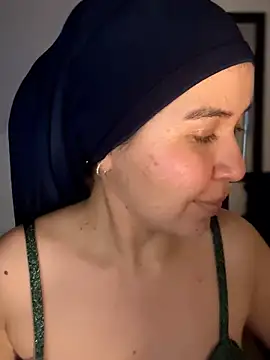 MatchedEyebrow online show from March 25, 2026, 6:40 pm