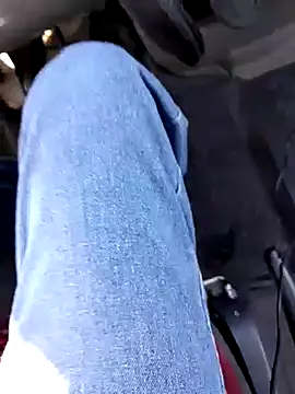 feet toes online show from February 20, 2025, 9:44 am