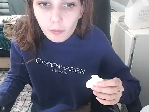 Laco-cO online show from December 21, 2025, 3:25 pm