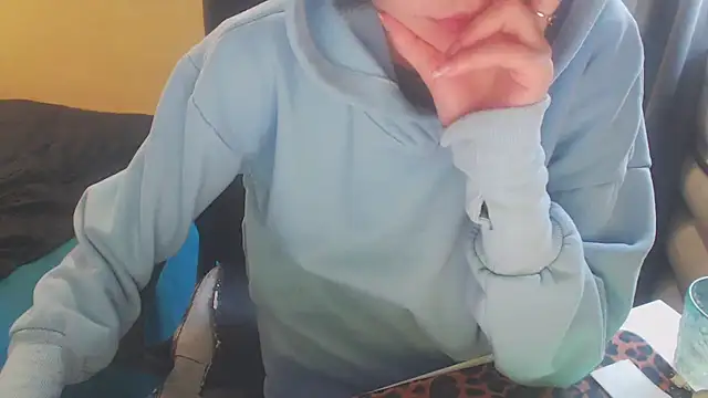 Laco-cO online show from December 1, 2025, 8:15 am