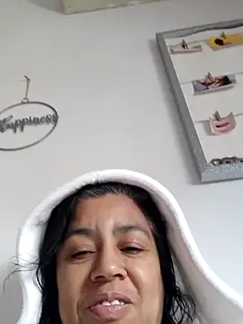 Snapshot of Molly_newman6 chatting on January 9, 2026, 10:55 am Molly newman6 online show from January 9, 2026, 10:55 am