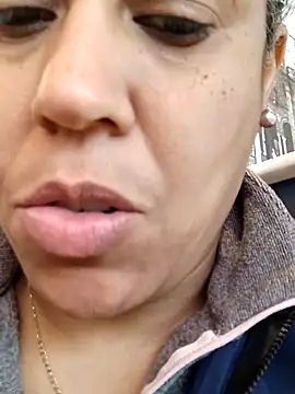 Snapshot of Molly_newman6 chatting on February 3, 2026, 2:11 pm Molly newman6 online show from February 3, 2026, 2:11 pm