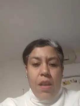 Snapshot of Molly_newman6 chatting on February 7, 2026, 1:30 pm Molly newman6 online show from February 7, 2026, 1:30 pm