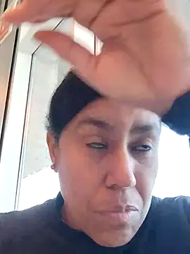 Snapshot of Molly_newman6 chatting on February 18, 2026, 1:18 pm Molly newman6 online show from February 18, 2026, 1:18 pm