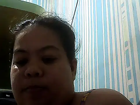 xxsweetshybabe online show from August 2, 2026, 11:46 pm