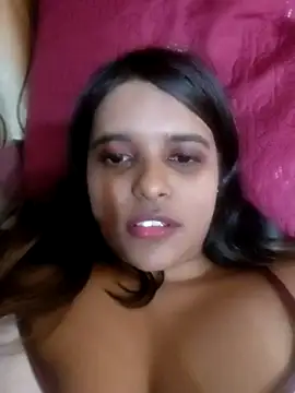 KittyXoXo2 online show from July 29, 2026, 4:06 pm