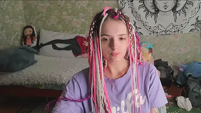 Snapshot of Cutie_Adelia chatting on July 6, 2026, 9:05 am Cutie Adelia online show from July 6, 2026, 9:05 am