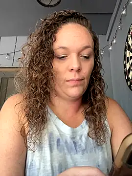 Snapshot of AuroraSummers chatting on September 8, 2025, 3:11 pm AuroraSummers online show from September 8, 2025, 3:11 pm