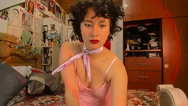 bellaa-w online show from February 12, 2026, 12:38 pm