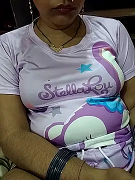 Snapshot of Diya_143 chatting on June 10, 2026, 5:36 pm Diya 143 online show from June 10, 2026, 5:36 pm