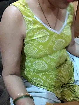 Diya 143 online show from April 14, 2026, 7:30 pm