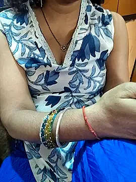 Snapshot of Diya_143 chatting on April 24, 2026, 4:58 am Diya 143 online show from April 24, 2026, 4:58 am