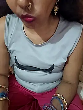 Snapshot of Diya_143 chatting on June 1, 2026, 7:02 pm Diya 143 online show from June 1, 2026, 7:02 pm