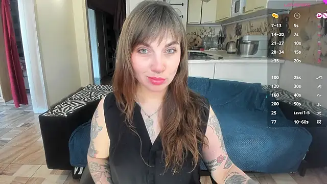 StacyTigerr online show from May 14, 2026, 10:56 am