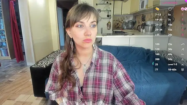 StacyTigerr online show from May 15, 2026, 8:45 am