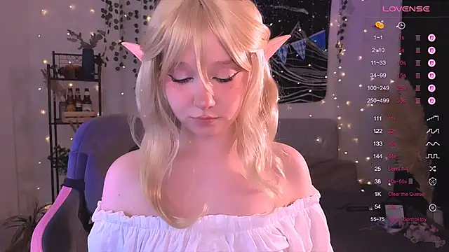 IrmaBell online show from September 25, 2025, 10:38 pm