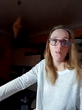 Dettybitch40 online show from October 29, 2025, 6:23 am