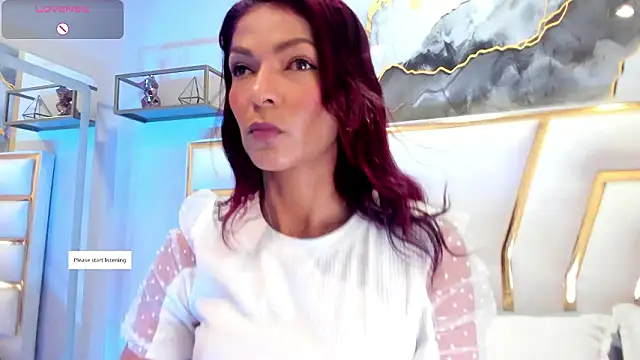 HannaPetit online show from March 14, 2026, 7:09 pm