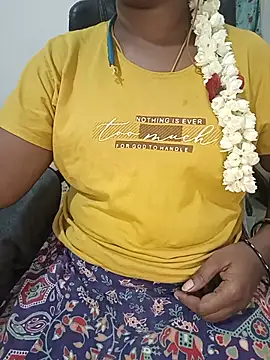 Snapshot of Tamil-hotwife chatting on July 15, 2026, 4:14 pm Tamil-hotwife online show from July 15, 2026, 4:14 pm