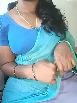 Snapshot of Tamil-hotwife chatting on April 28, 2026, 5:01 am Tamil-hotwife online show from April 28, 2026, 5:01 am