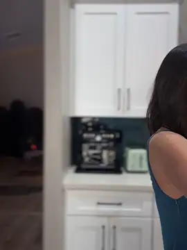 Fiona Kent  online show from January 18, 2025, 11:55 pm