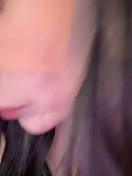 Fiona Kent  online show from January 8, 2025, 1:32 am