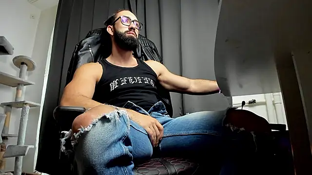 liamaesthetic online show from January 10, 2026, 8:31 am