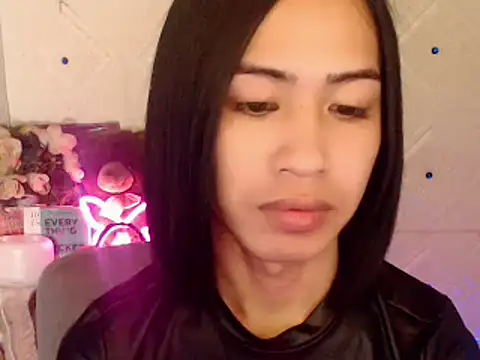 Snapshot of Lemonadexxx chatting on March 8, 2025, 8:35 pm Lemonadexxx online show from March 8, 2025, 8:35 pm