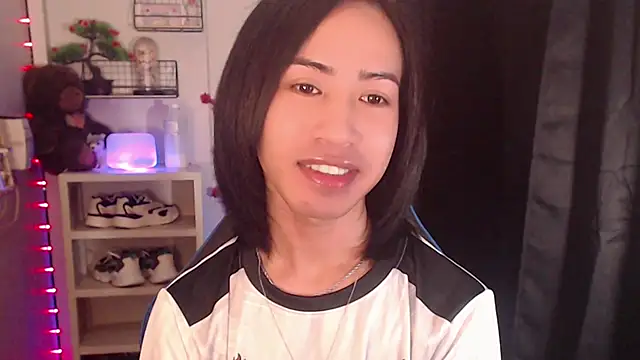 Lemonadexxx online show from January 6, 2026, 1:42 am