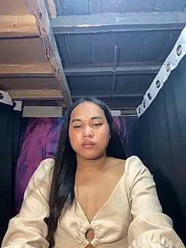 bettina love online show from November 14, 2025, 8:07 am