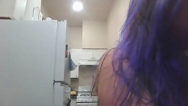 bootiebby online show from December 19, 2025, 12:14 am