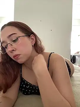 tsuki chan on online show from March 9, 2026, 4:43 pm