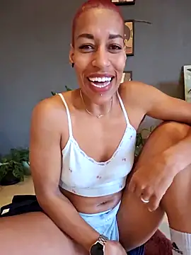 Goldenlace online show from April 2, 2026, 6:14 pm