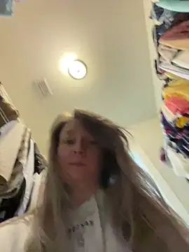 Vivian MayXxX online show from March 17, 2025, 10:51 pm