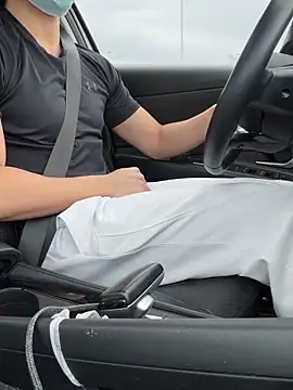 1714914111 online show from December 17, 2025, 4:01 pm