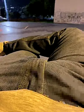 stuard-19 online show from November 22, 2025, 4:44 am