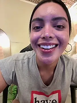 Snapshot of HotstuffCherrySummer chatting on July 20, 2026, 3:47 am HotstuffCherrySummer online show from July 20, 2026, 3:47 am