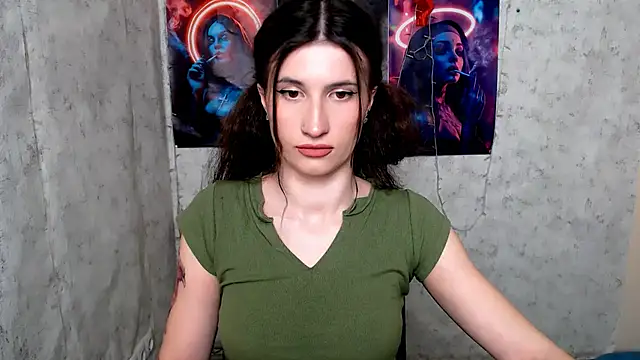 MaryEm976 online show from April 21, 2026, 6:53 am