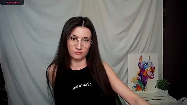 Snapshot of MaryEm976 chatting on March 7, 2025, 10:24 am MaryEm976 online show from March 7, 2025, 10:24 am