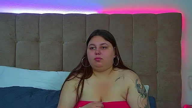 LillianKim online show from September 11, 2025, 6:41 pm