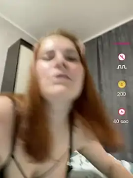 Ellis Foxy online show from June 11, 2026, 8:39 pm
