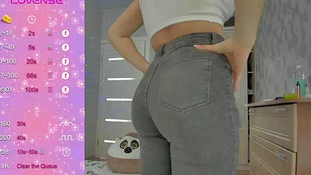 92yourbitch922 online show from March 27, 2026, 10:05 am