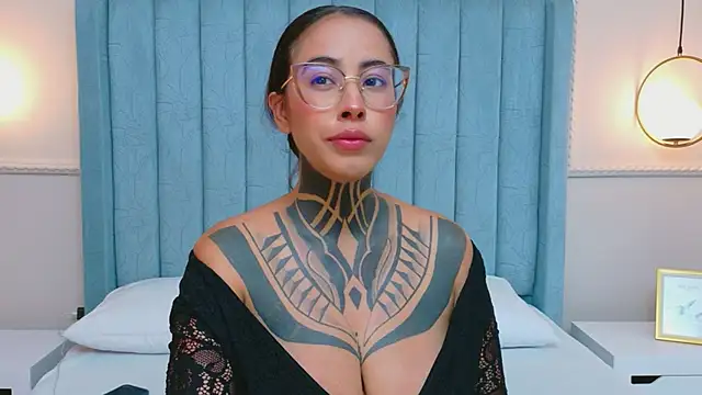 NicoleBlum online show from May 26, 2026, 8:07 pm
