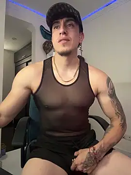 Snapshot of strongboy_ chatting on February 26, 2026, 6:08 pm strongboy online show from February 26, 2026, 6:08 pm