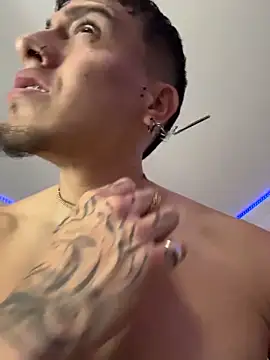 Snapshot of strongboy_ chatting on March 12, 2026, 7:18 pm strongboy online show from March 12, 2026, 7:18 pm