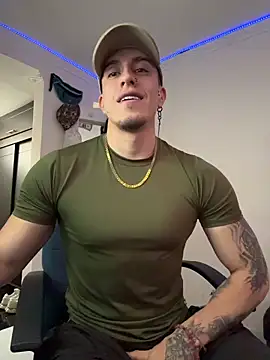 Snapshot of strongboy_ chatting on March 20, 2026, 6:20 pm strongboy online show from March 20, 2026, 6:20 pm