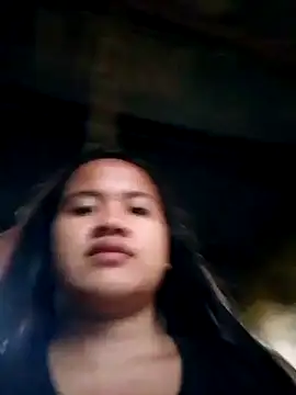 Snapshot of Sexiest_quen chatting on March 19, 2025, 10:42 pm Sexiest quen online show from March 19, 2025, 10:42 pm